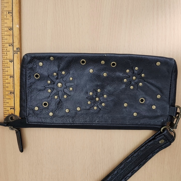 Nordstrom Genuine Deerskin Leather Studded Perfforated Clutch Wrislet Purse - Picture 5 of 7